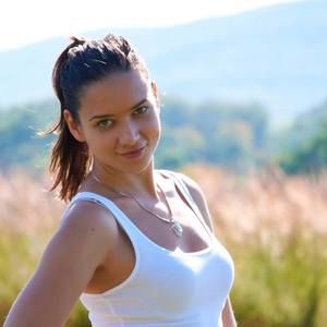 Meet your Posher, Agnes